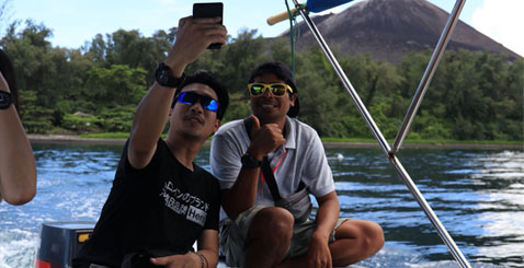 krakatau one day tour