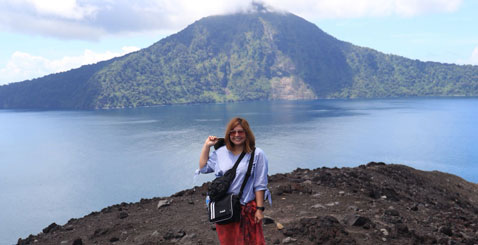 krakatau one day tour