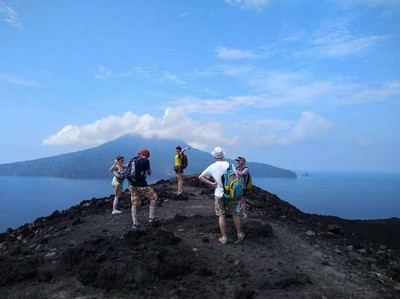 Krakatau Tour